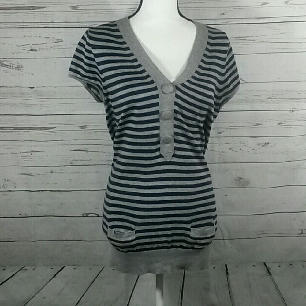 100% cotton v-neck nautical stripes sweater med